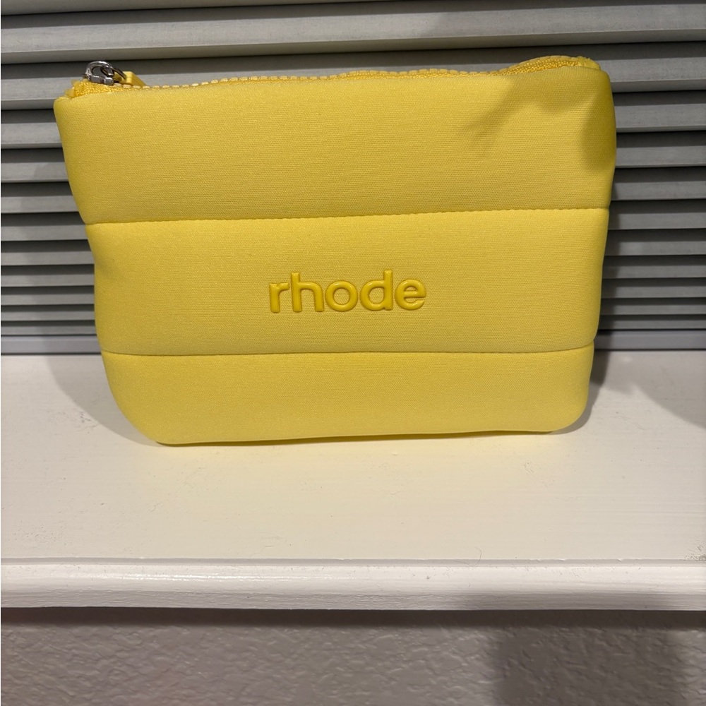 Rhode Yellow Pouch
